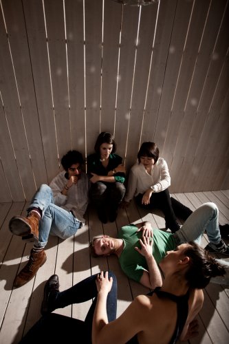 Staatstheater Mainz Ensemblefotos Schauspieler, Tänzer, Opernsänger kommen in einer Box zusammen