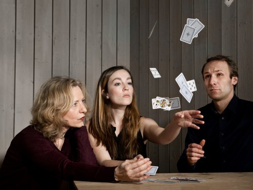 Staatstheater Mainz Ensemblefotos Schauspieler, Tänzer, Opernsänger kommen in einer Box zusammen
