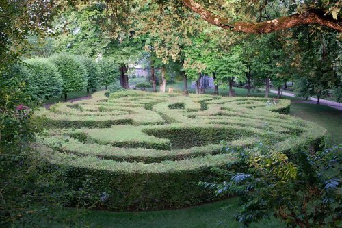 Labyrinth im Garten vom Chateau du Rivau - "jardin remarquable" 